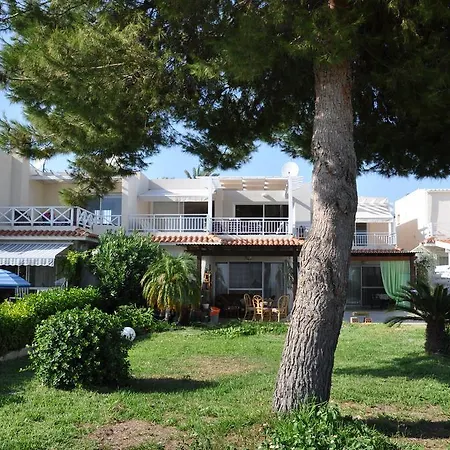 Apartment 13 Coral Bay