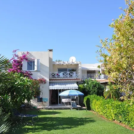 Apartment 13 Coral Bay