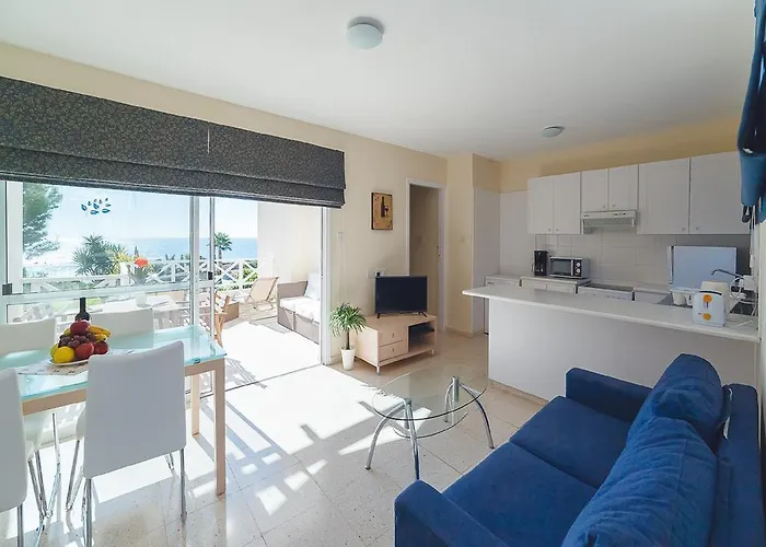 Apartment 13 Coral Bay